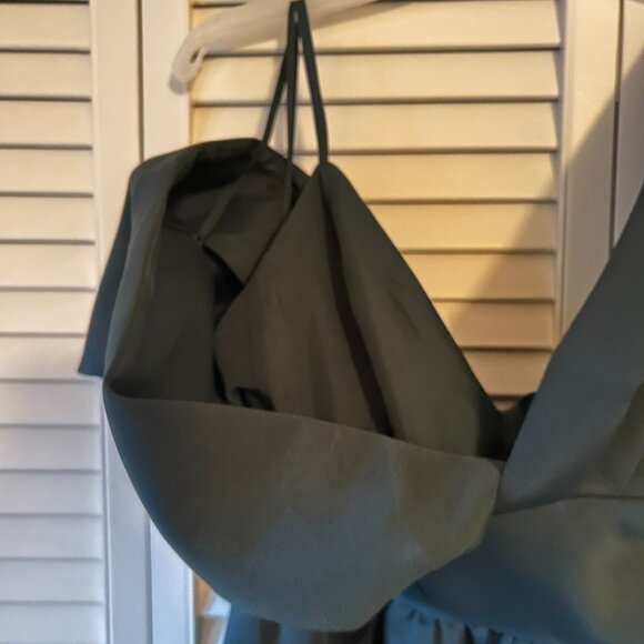 Amsale Kiernan Faille Bridesmaid Dress, Size 6, Emerald - Picture 3 of 7